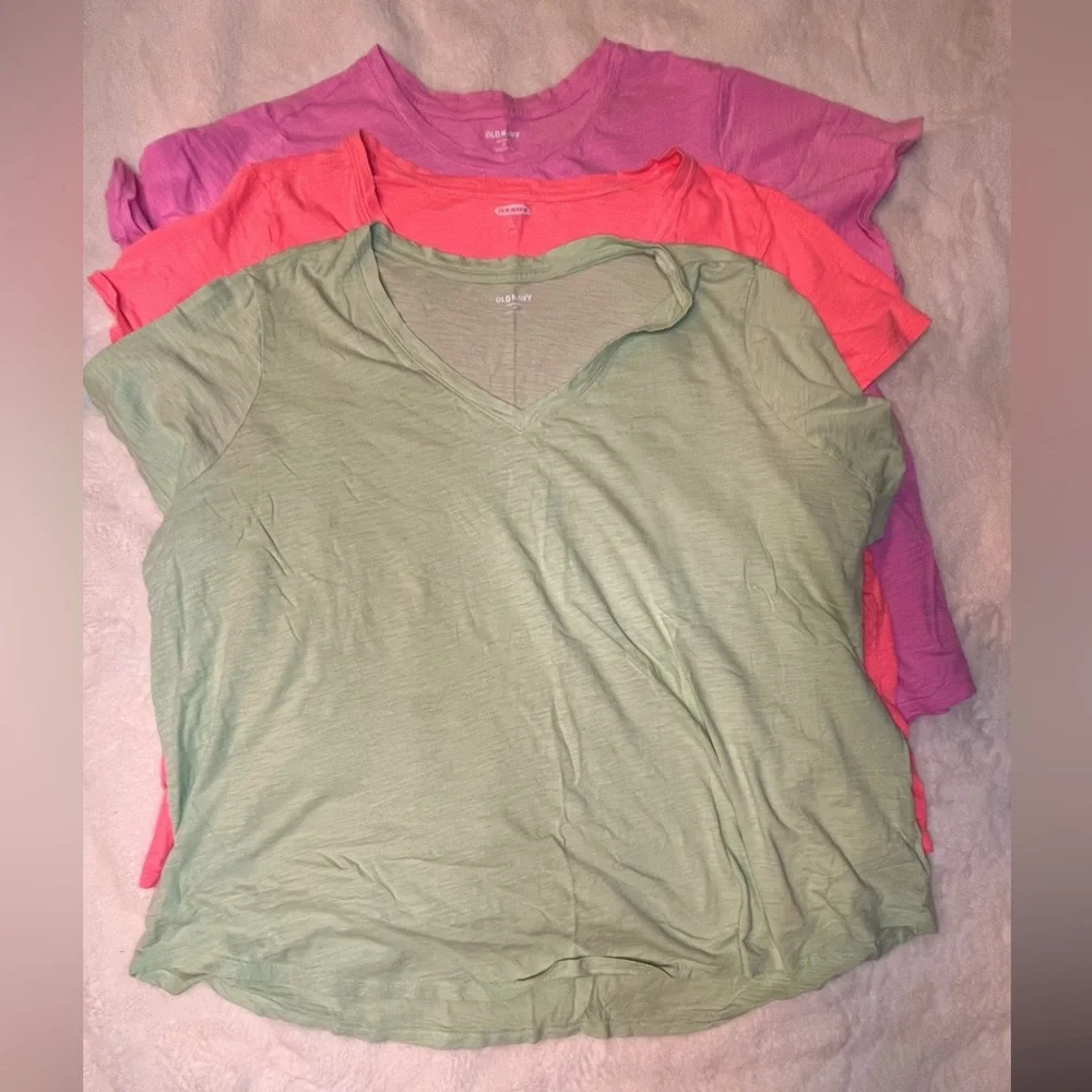 ☘️ Bundle of 3 Old Navy Everywear Slub-Knit T-Shirts, Size 3X (24/26)
